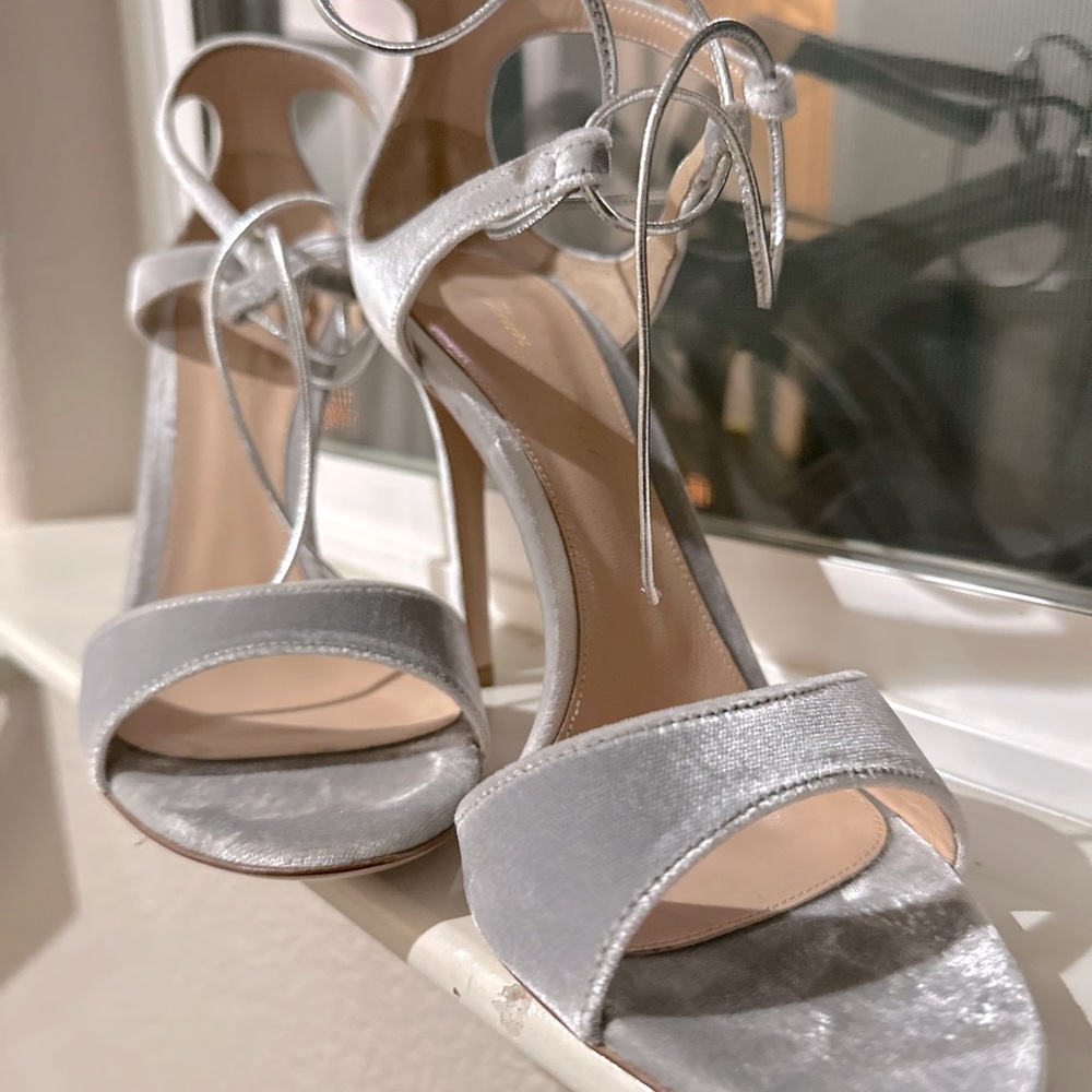 New Gianvito Rossi Silver Velvet Heels